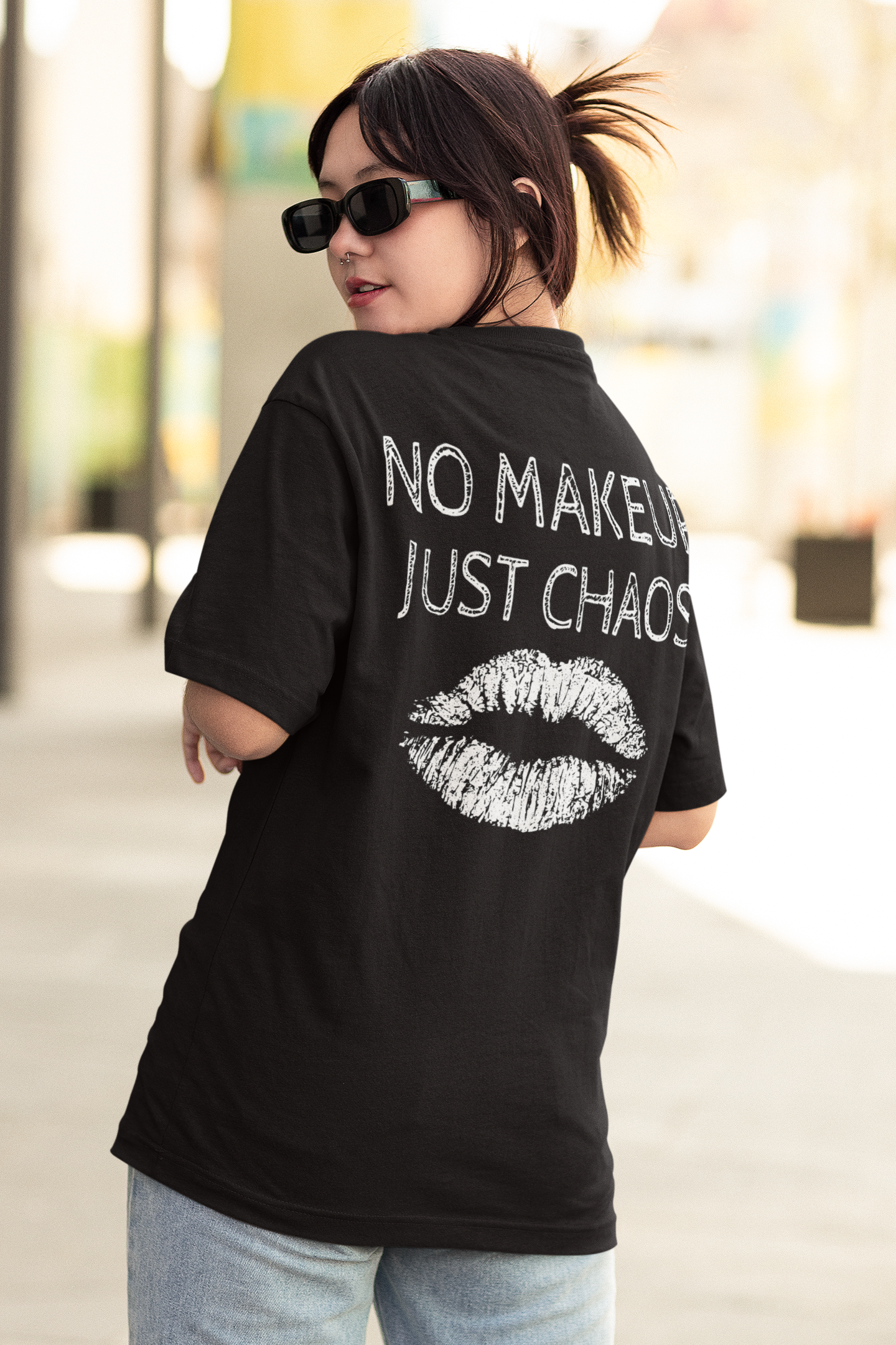 NO MAKEUP – JUST CHAOS – T-Shirt