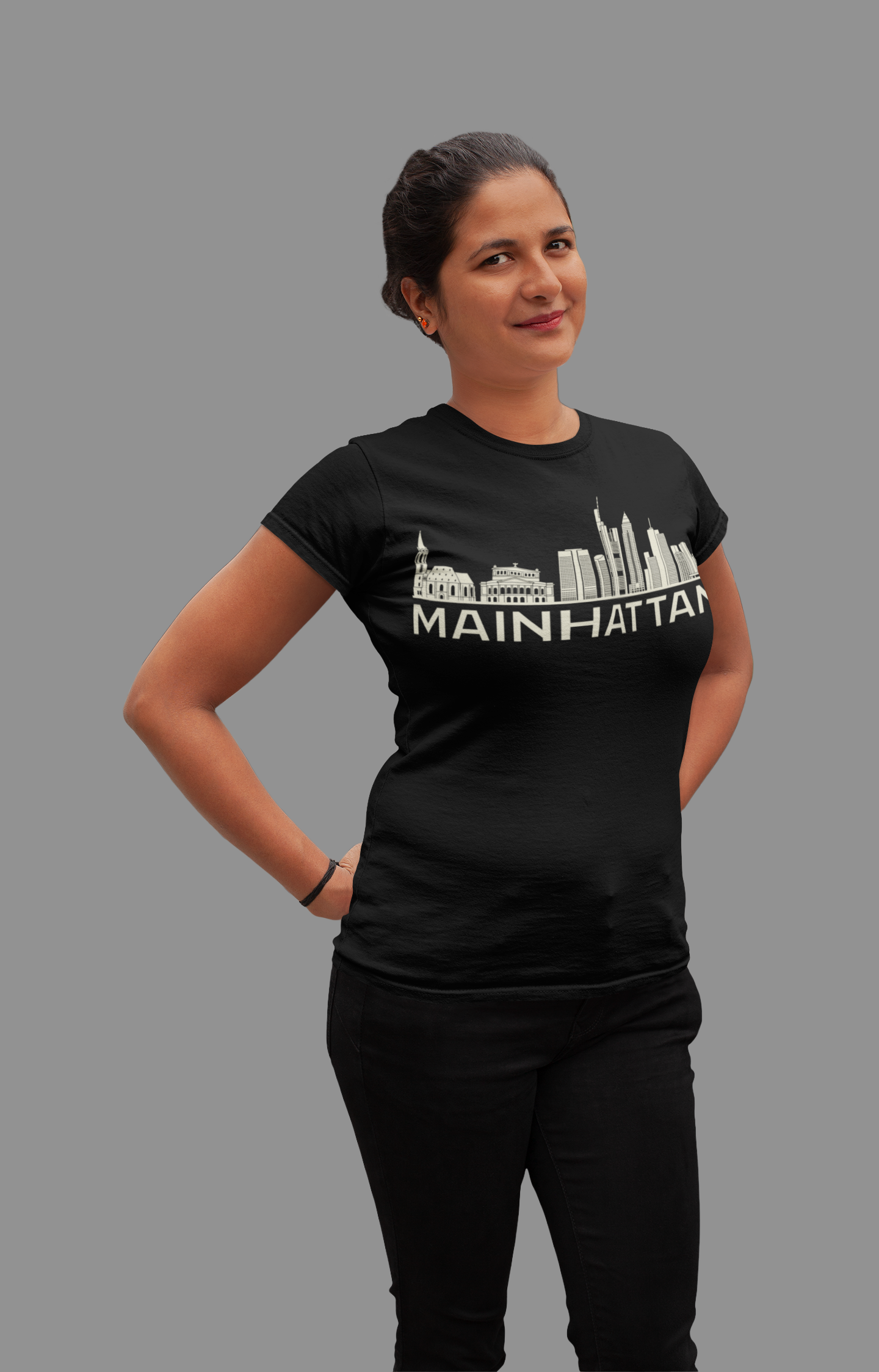 Mainhattan Vibes – Das Frankfurt Skyline Bio Damen-Shirt
