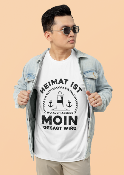 Heimat ist wo auch abends Moin gesagt wird Organic T-Shirt